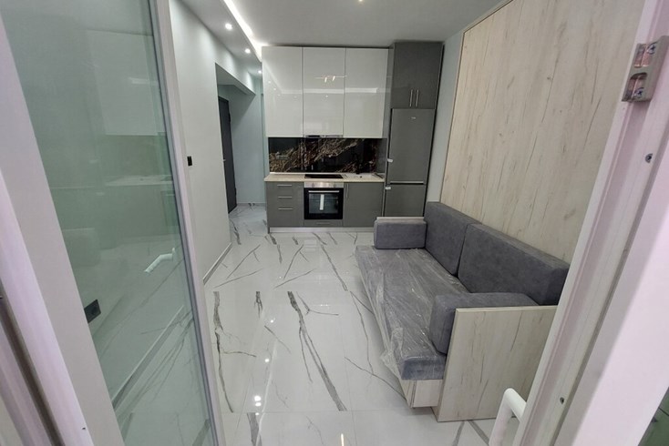 Realty photo 3