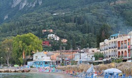 Land 2700 m² in Corfu