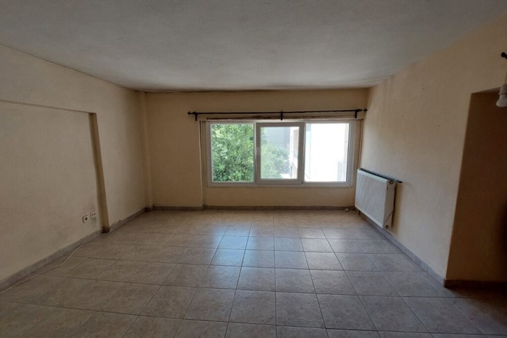 Realty photo 2