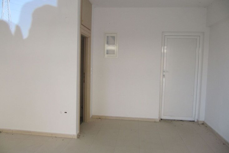 Realty photo 2