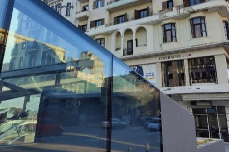 Realty photo 2