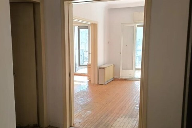 Realty photo 2
