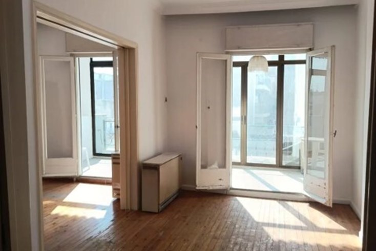 Realty photo 1
