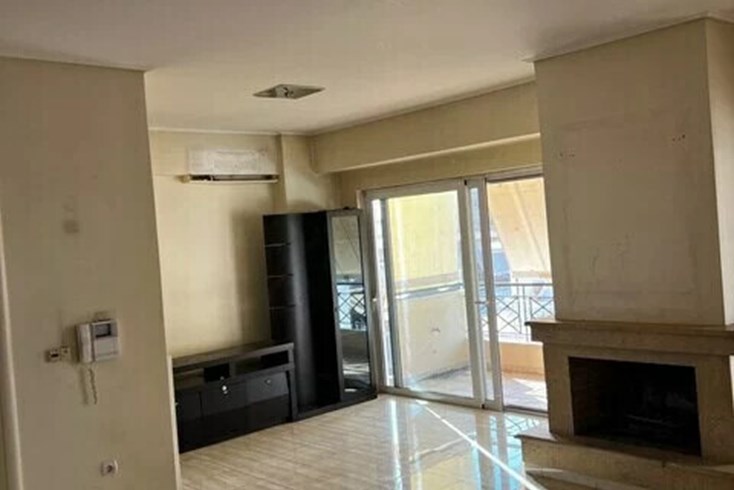 Realty photo 1