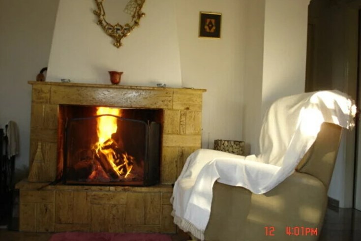 Realty photo 2