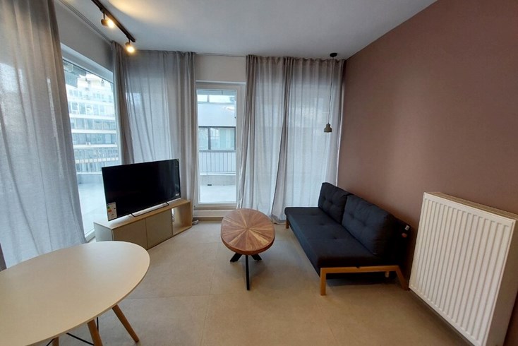 Realty photo 1