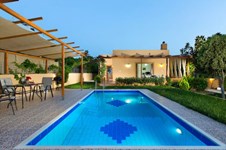 Property 6220 photo 1