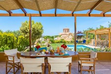 Property 6220 photo 2