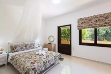 Property 6220 photo 8