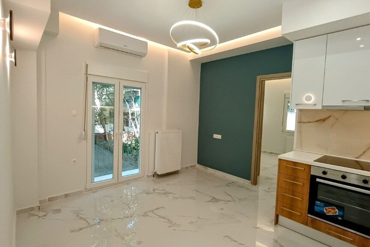 Realty photo 1