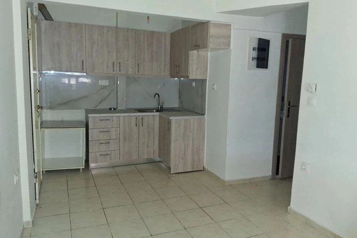 Realty photo 1