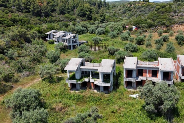 Realty photo 2