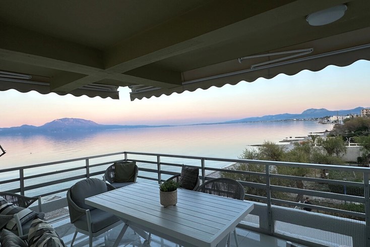 Realty photo 1