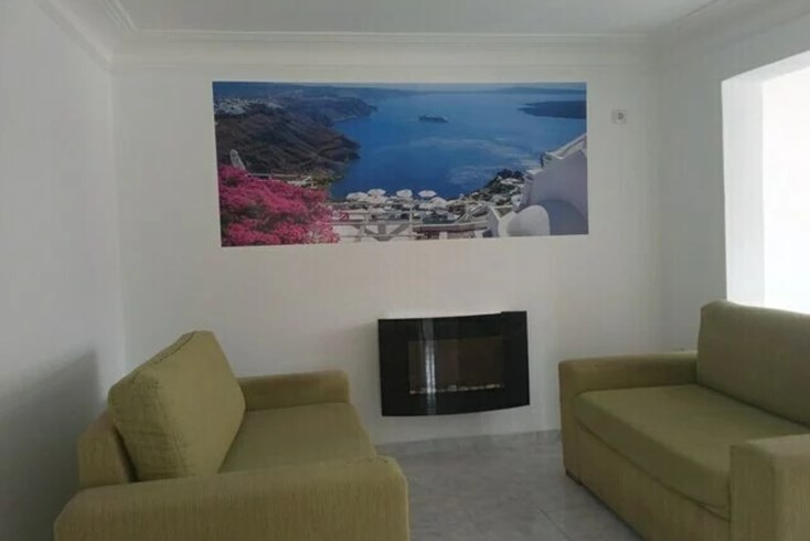 Realty photo 3