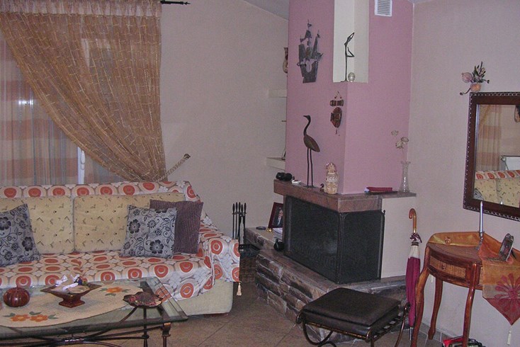 Realty photo 2