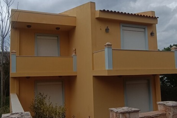 Realty photo 1