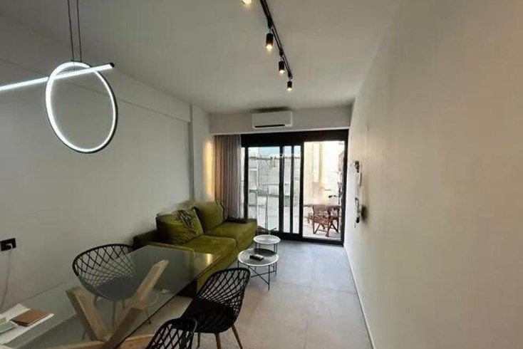 Realty photo 3