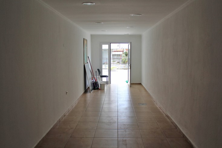Realty photo 1
