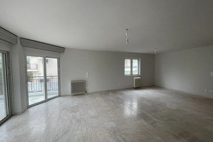Realty photo 2