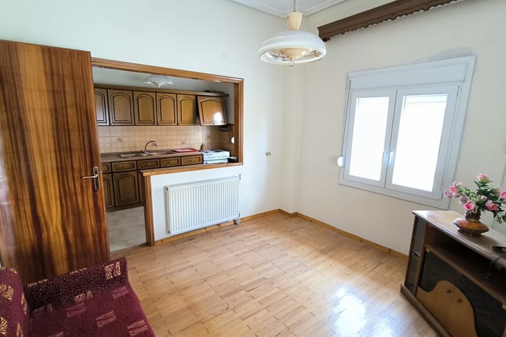 Realty photo 1