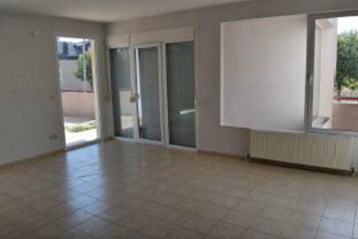 Realty photo 2