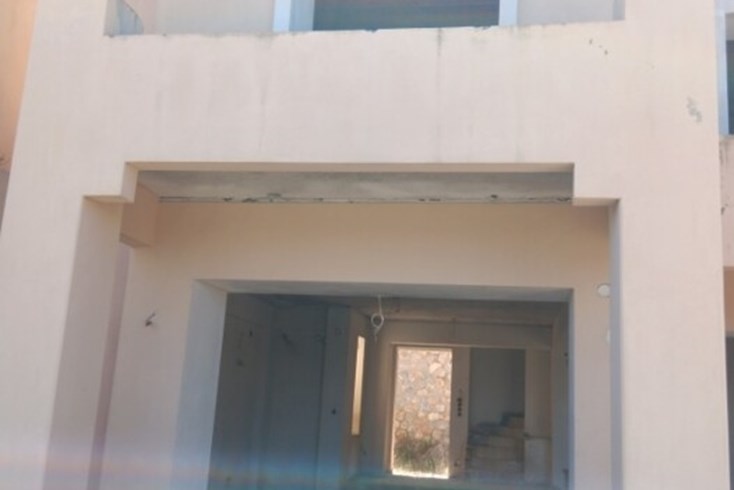 Realty photo 3