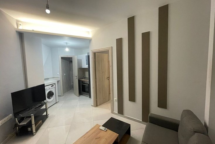 Realty photo 2
