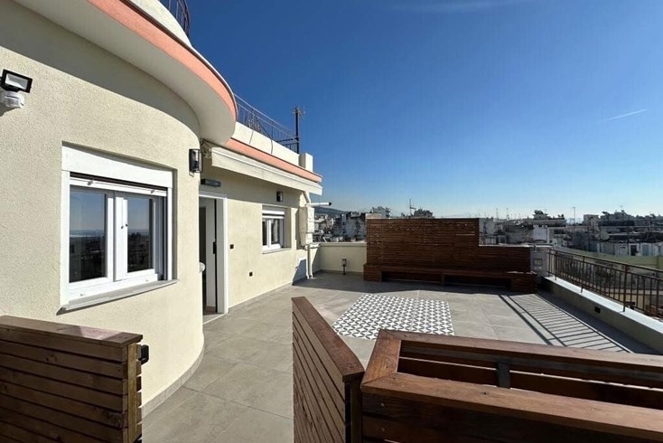 Realty photo 2