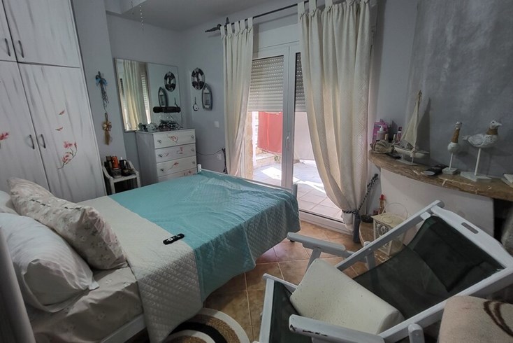 Realty photo 3