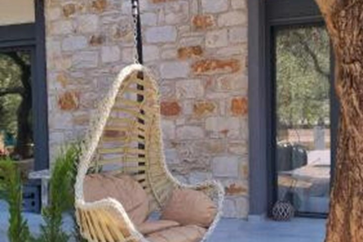 Realty photo 3