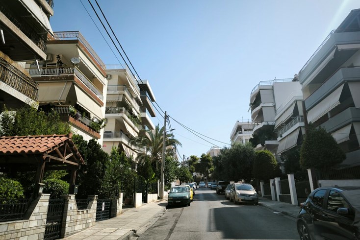 Realty photo 2