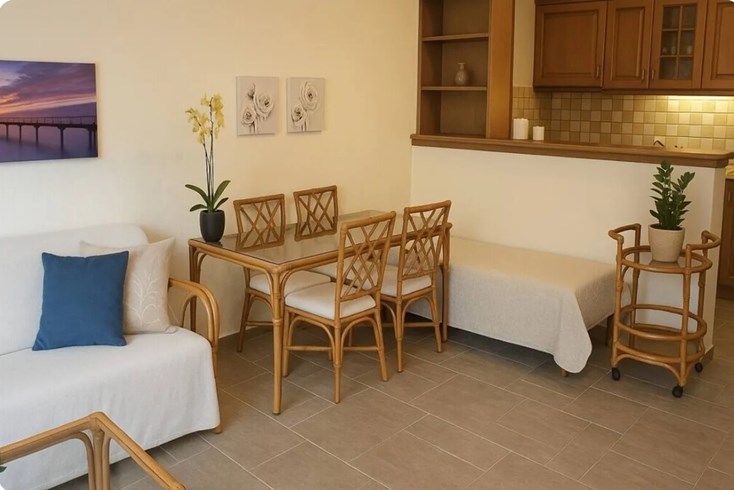 Realty photo 3