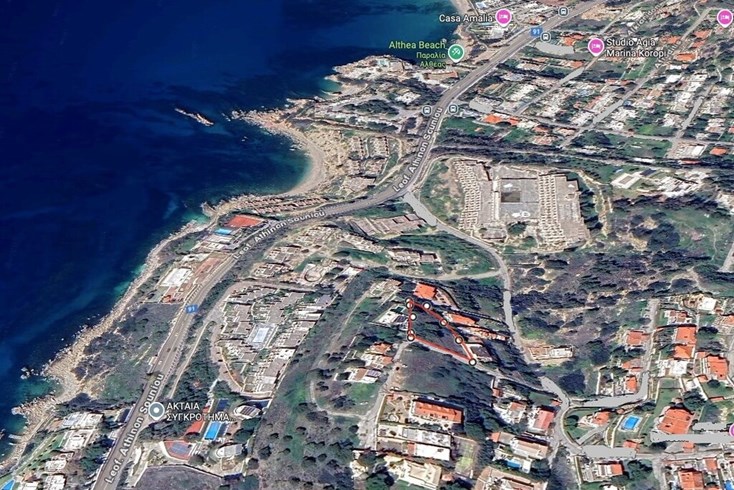 Realty photo 3