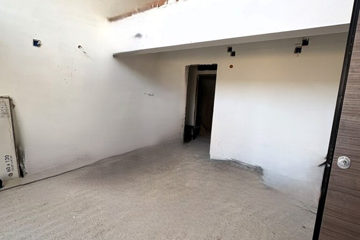 Realty photo 3
