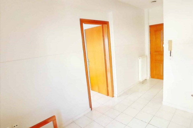 Realty photo 2