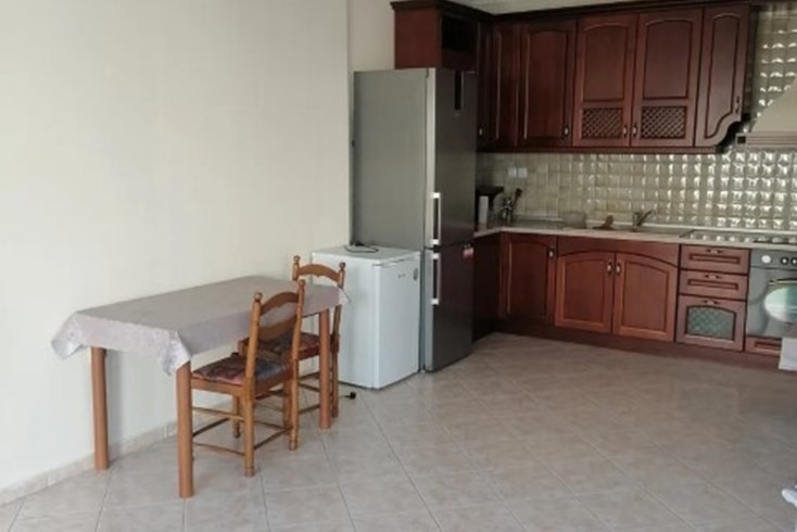 Realty photo 1