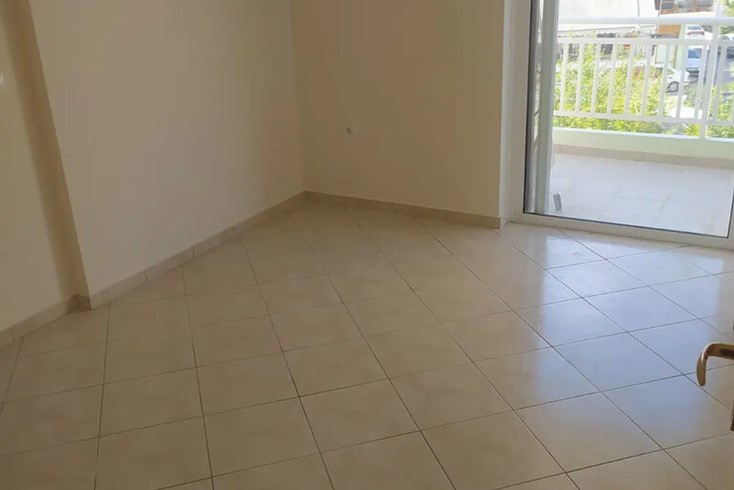 Realty photo 2