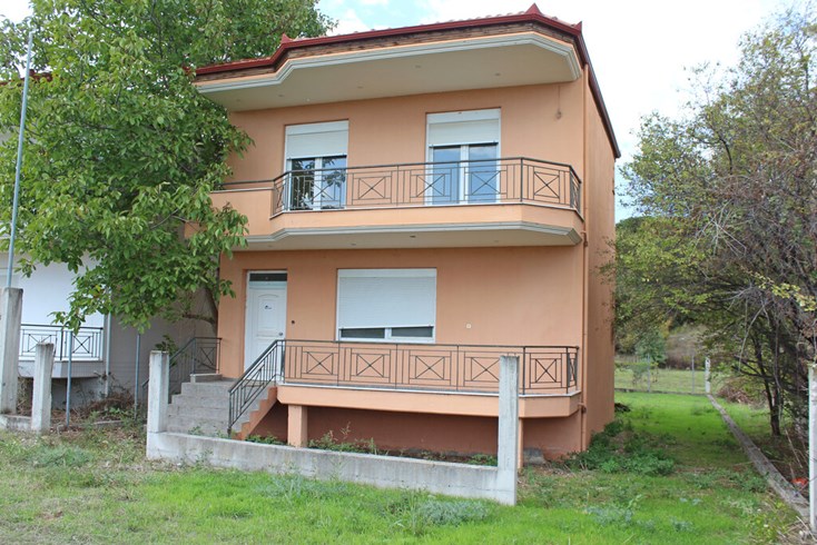 Realty photo 1