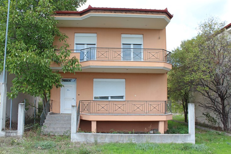 Realty photo 2