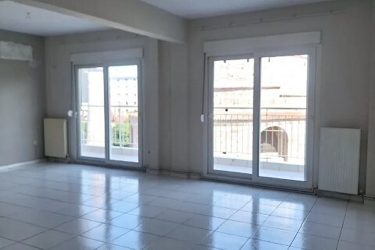 Realty photo 2