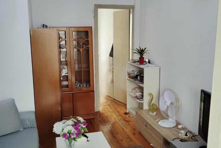 Realty photo 2