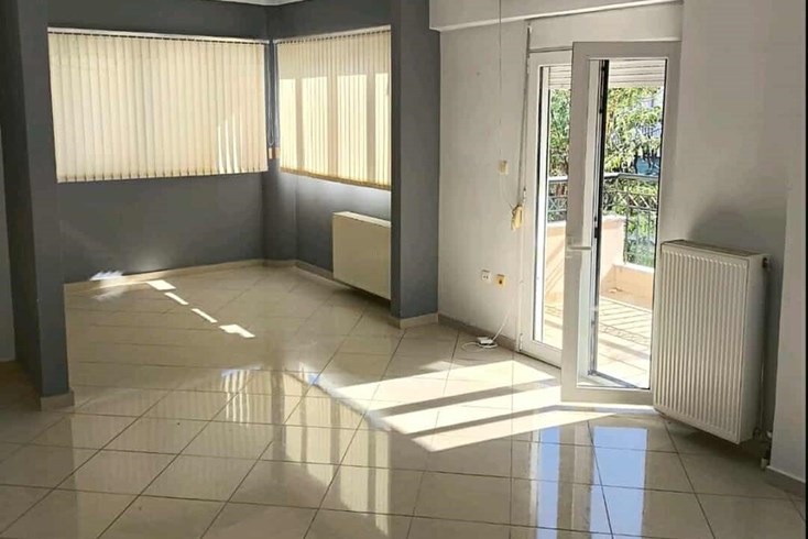 Realty photo 2