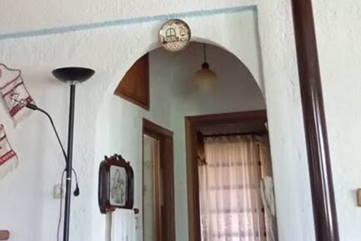 Realty photo 3