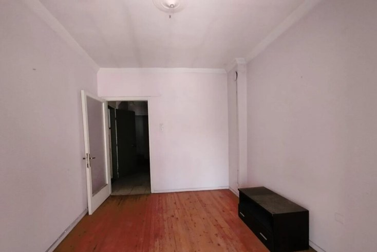 Realty photo 3