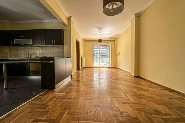 Realty photo 2