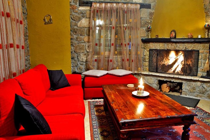Realty photo 2