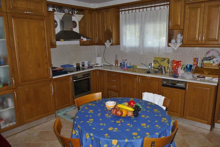 Realty photo 3