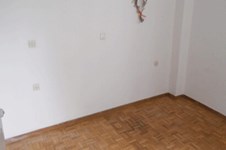 Property 664 photo 3