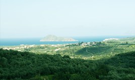 Парцел 600 m² на Крит