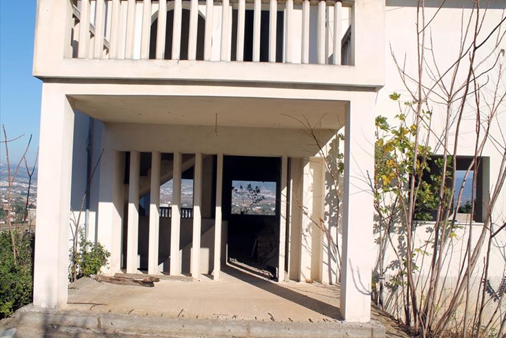 Realty photo 3